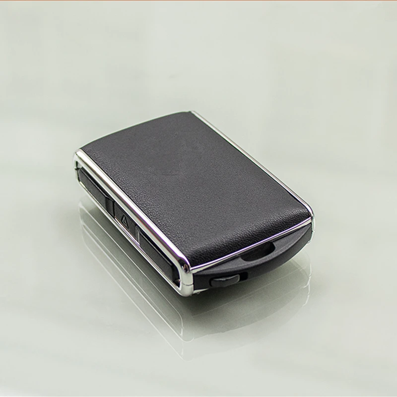 Рисунок 6 - Автомобильный кожаный брелок без