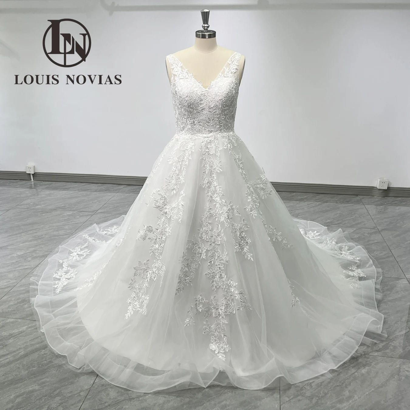 

LOUIS NOVIAS A-Line Wedding Dresses Spaghetti Straps Real Photos Lace Organza Floral Print Wedding Gown Vestidos De Novia