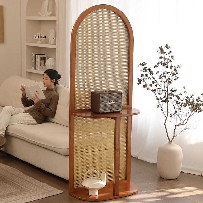 

The rattan partition display screen enters the door, and the corner cabinet receives flower rack
