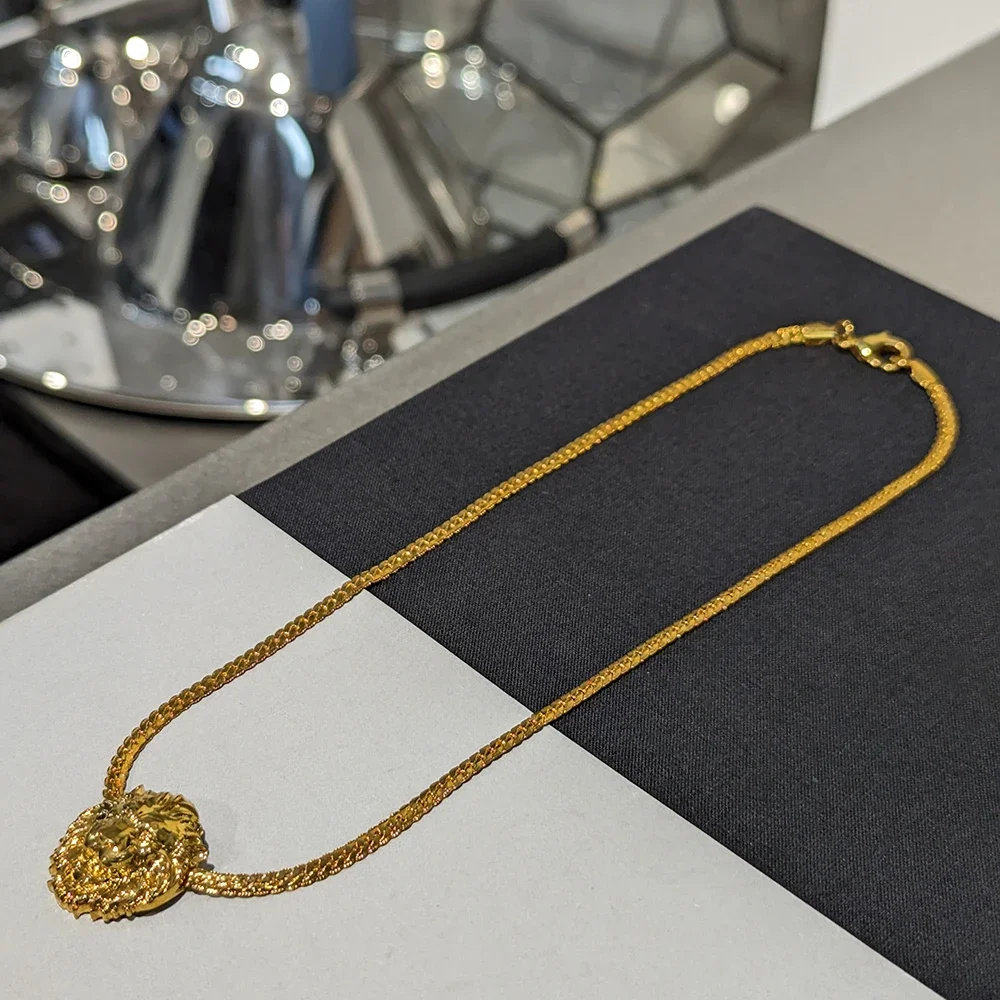 

Amorita Boutique Vintage Jewelry Gold plated 24K lion Head necklace