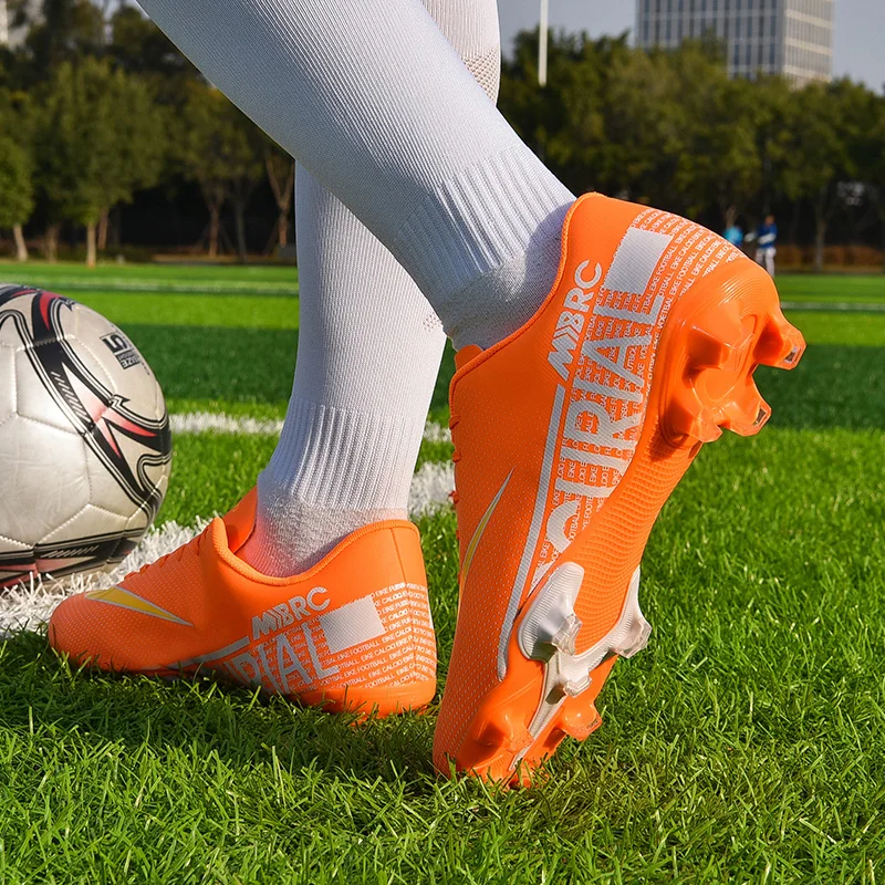 Рисунок 5 - Мужская футбольная обувь TF/FG