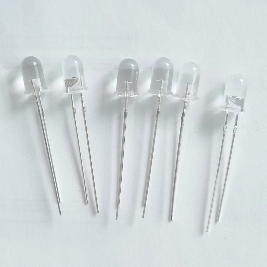 

5 мм Фоточувствительный Триод darlington SGPT5903C