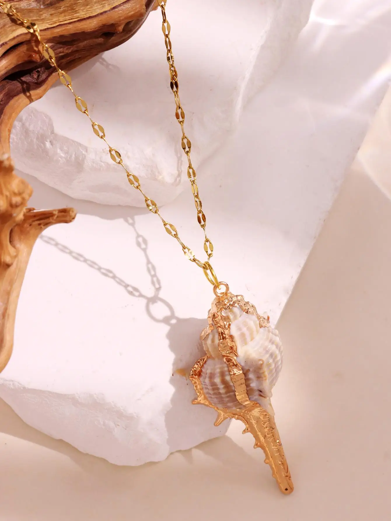Necklace detail view