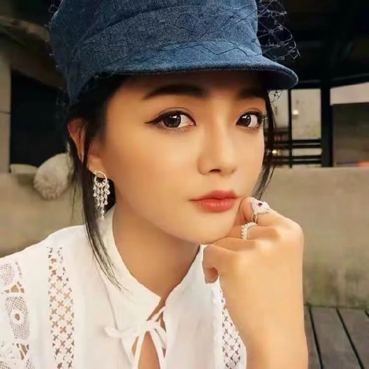 2022 Hot Brand Water Drop Zircon Earrings Earrings Simple And Generous Fashion Versatile Banquet ExquisiteEar Studs