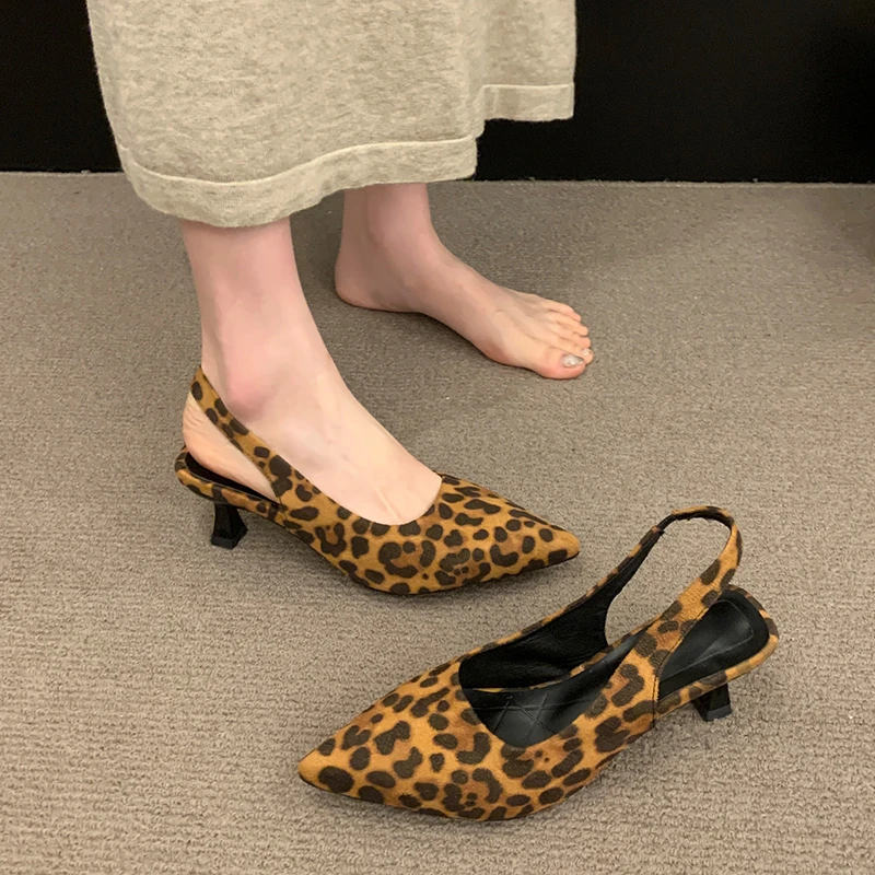 Women's Flat Bottom Slingback Sandals Leopard Pointed End Woman Mules Summer Fashion Animal Print Low-heel Beach Shoes