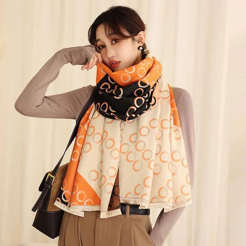 

2022 Popular Color Matching Shawls Fashion Sunscreen Wool Bandanna Luxury Dustproof Beach Towel Winter 190X65CM Cashmere Scarves
