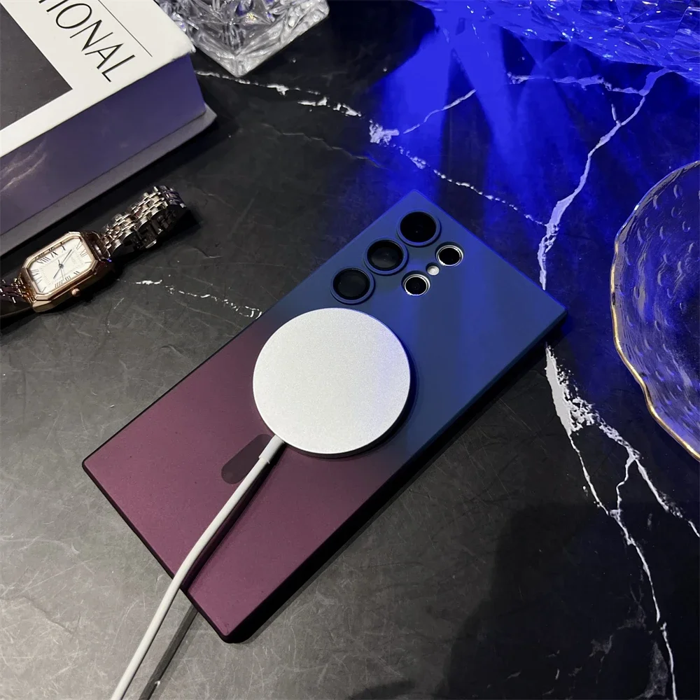 Magnetic Wireless Charging Gradient Case - Liquid Silicone Cover with MagSafe Compatibility