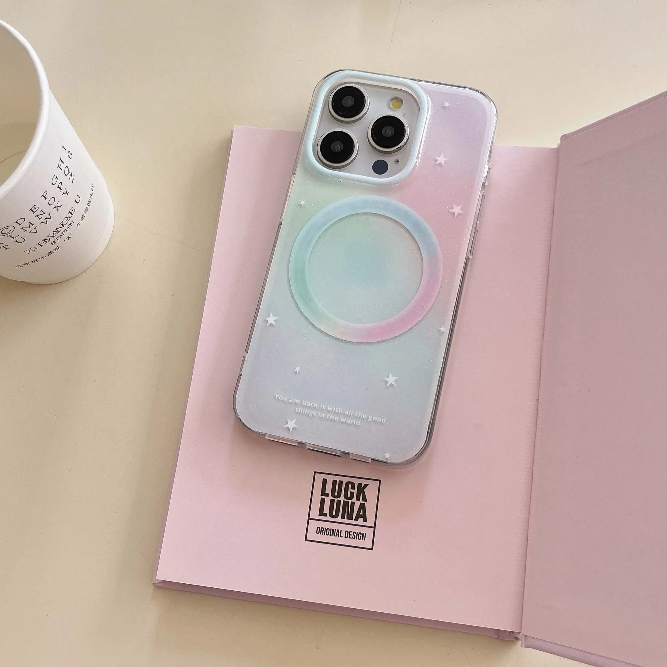 Gradient Shell Magnetic Stand Holder with Cartoon Strawberry Design - Cute Flower and Star Phone Case