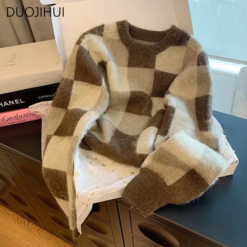 

DUOJIHUI Autumn Casual Chicly Plaid Sweater Women Pullovers Basic O-neck Vintage Simple Contrast Color Fashion Female Pullovers