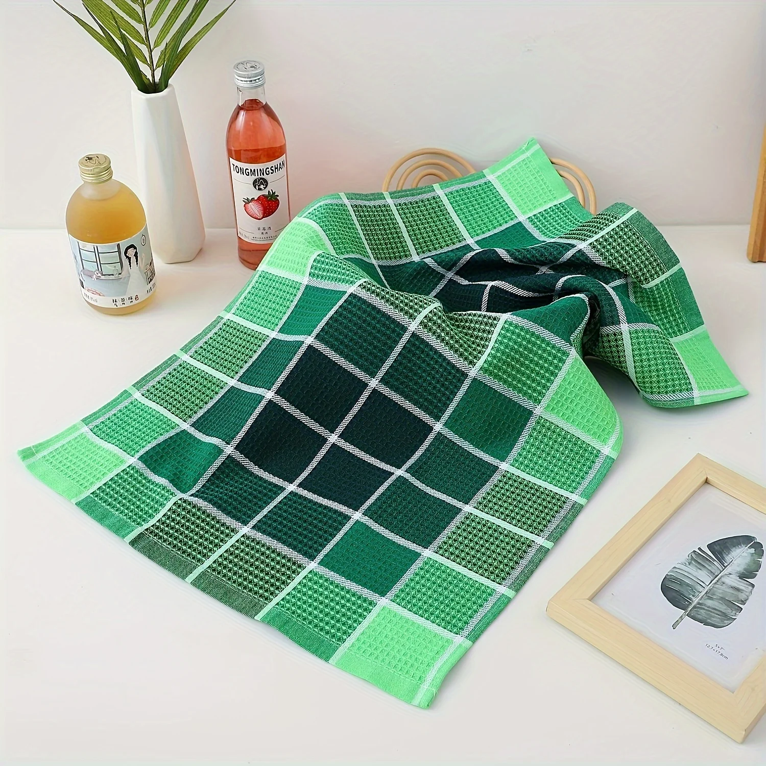 Vibrant Multi-Color Durable and Highly Absorbent Cleaning Cloth Set