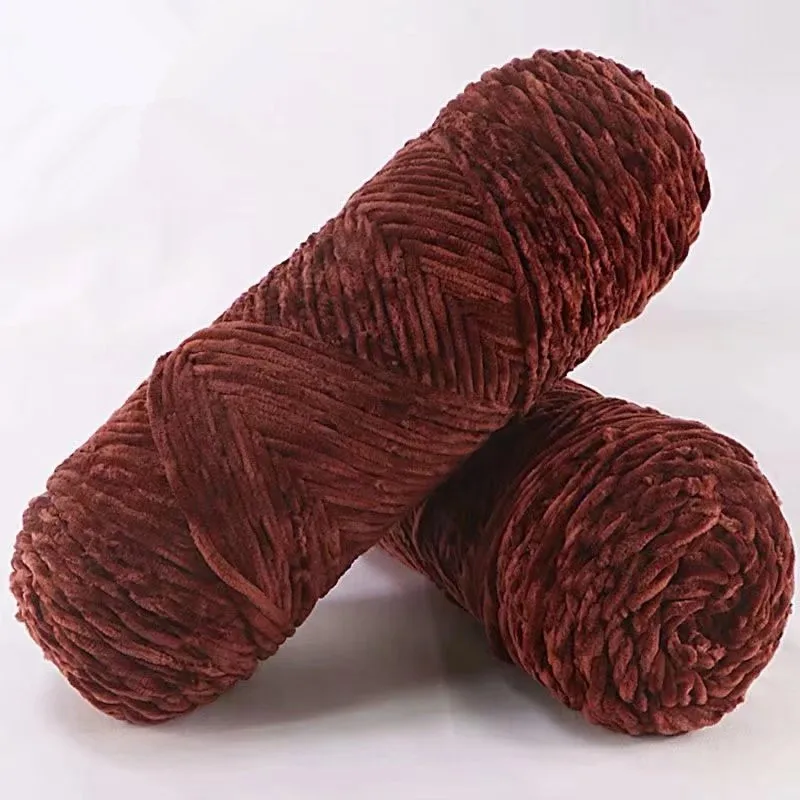 Luxurious Velvet Chenille Yarn for Amigurumi and Knitting - Soft, Plush, 100% Polyester (100g, 130m)