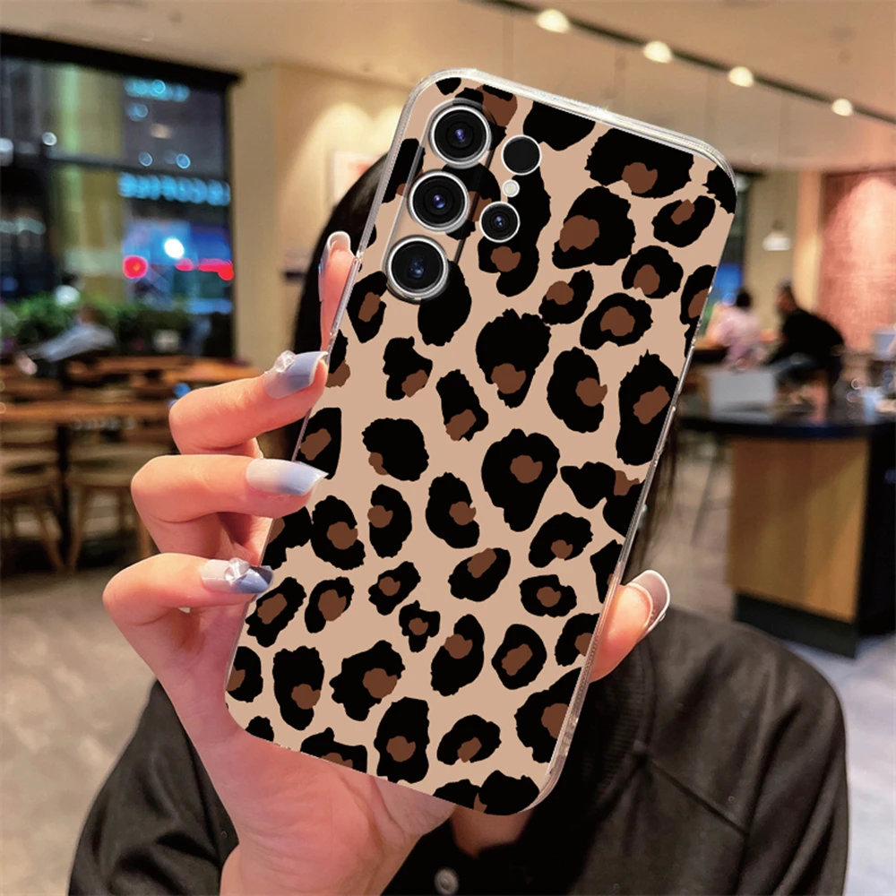 White Leopard Print Clear Phone Case - Artistic Marble Design