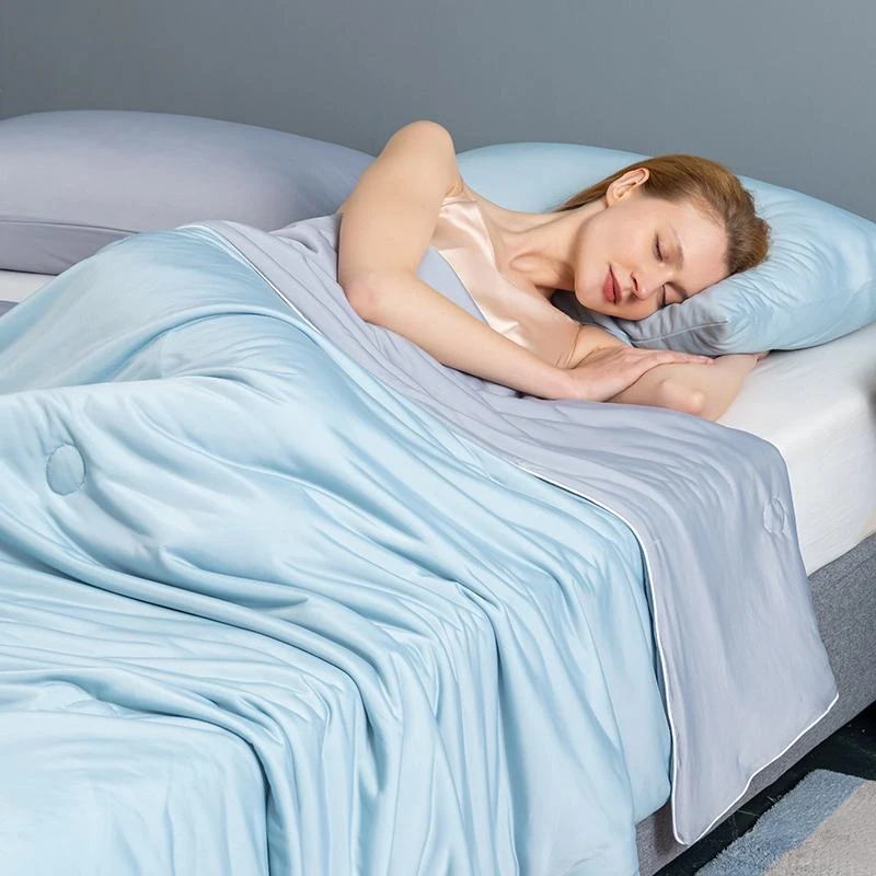 Double Sided Cold Fiber Summer Quilt Cool and Heat-absorbing Heat Single  Double Blanket for Summer Cool But Not Icy Comforter