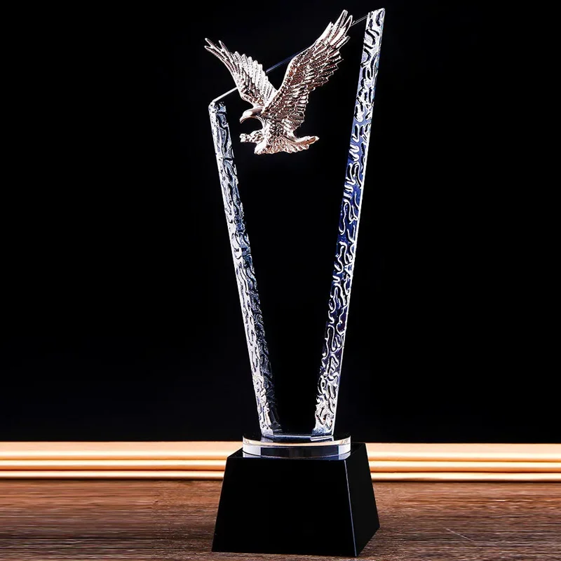 Customized Lettering, Creative Metal Golden Eagle Shaped Crystal Trophy, Sales Company, Enterprise Awards, Home Decorations, 1Pc