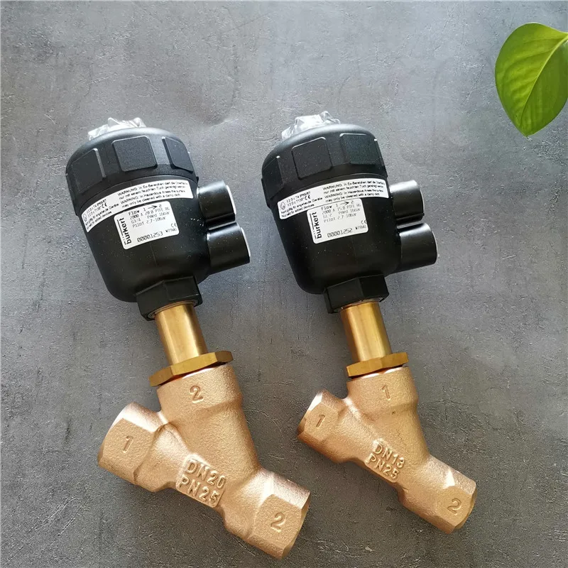 

Burkert 2000A 15.0 PTFE RG G1/2 00001252 Brass Angle Valve 1252 In Stock