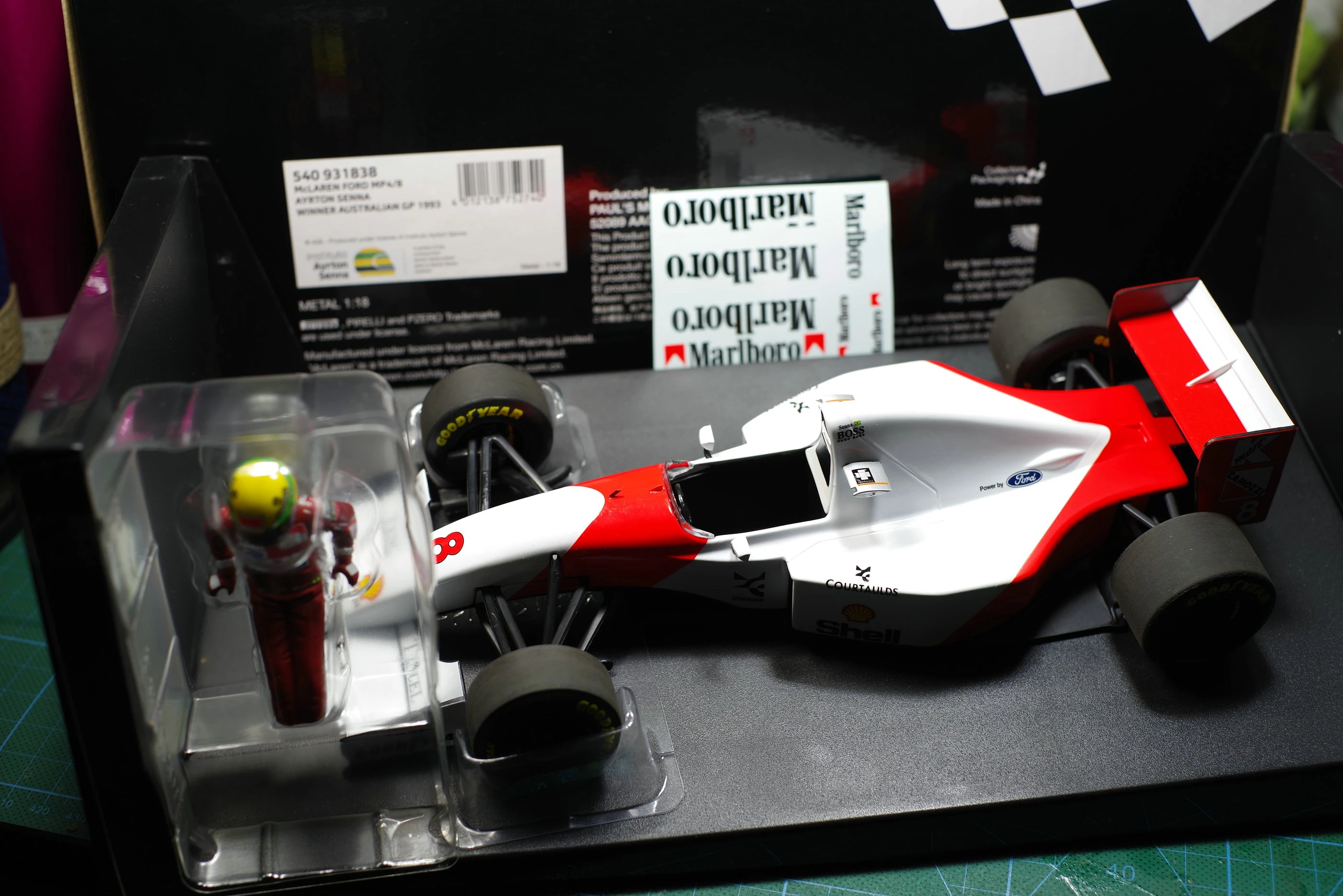 未開封 1/18 ミニチャンプス AYRTON SENNA F1 未開封 1/18 ミニチャンプス AYRTON SENNA F1 AYRTON SENNA