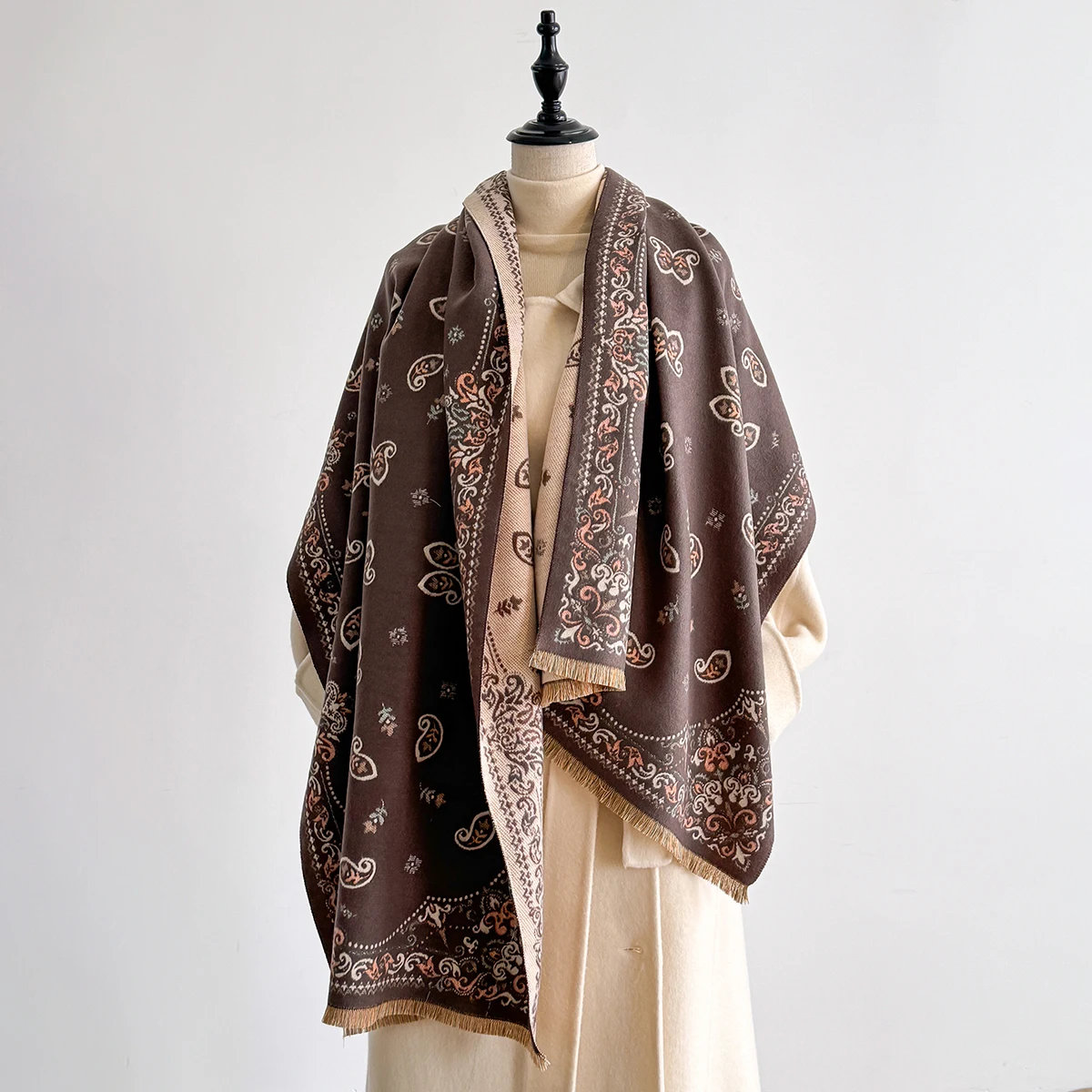 Fashion Faux Cashmere Winter Shawl For Women Vintage Pattern Tasseled Scarf Warm Wrap Stylish Accessory Ideal For Winter Wear