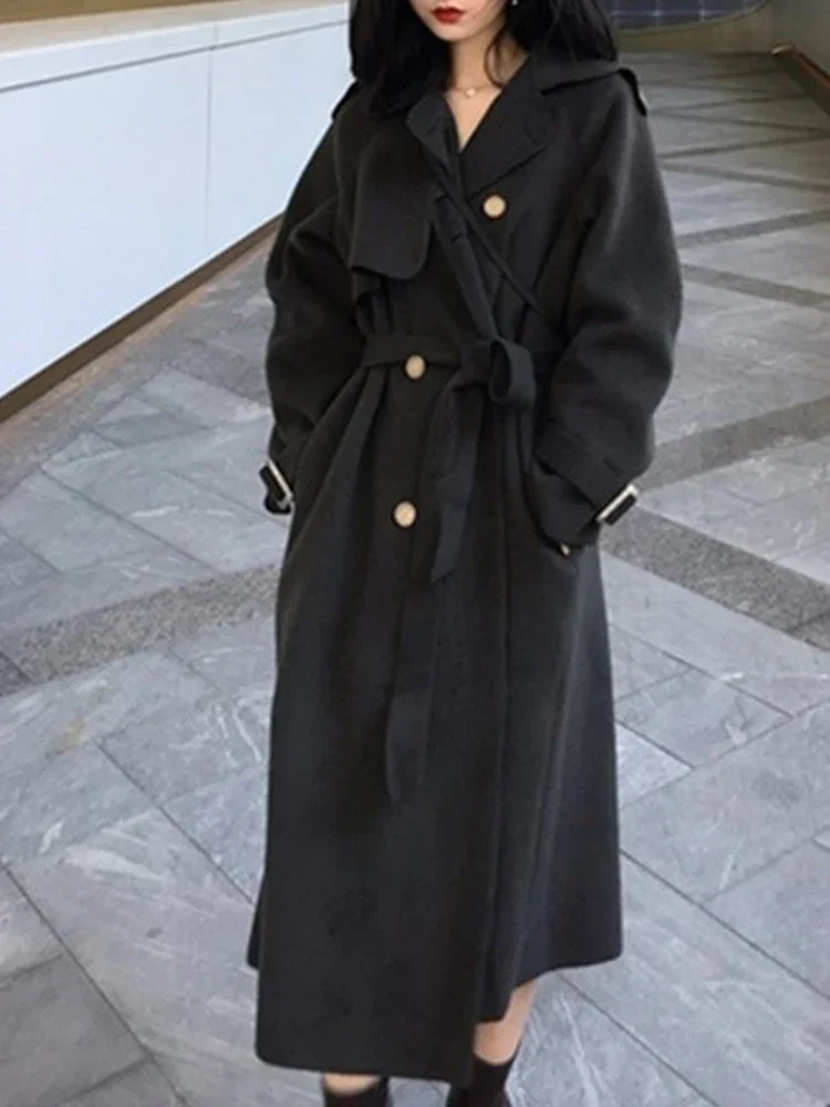 Рисунок 3 - Зимнее плотное теплое шерстяное пальто