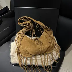 Elegant Four - Color Tassel Shoulder Tote Bag - Chic and Versatile Style (Light brown)