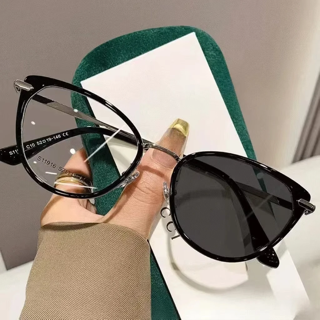 2025 Fashion Cat Eye Photochromic Myopia Glasses for Women Outdoor Color Changing UV Protection Sunglasses Near Sight Eyeglasses 2