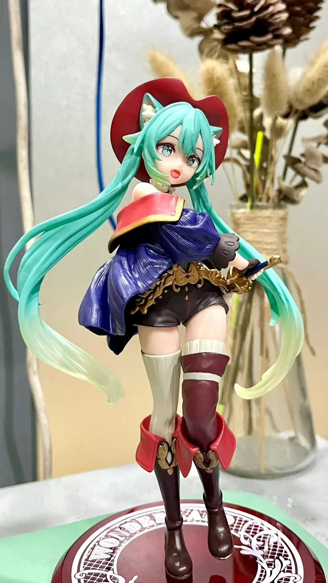 Hatsune Miku Wonderland Puss in Boots Kawaii Anime Action Figure Decor