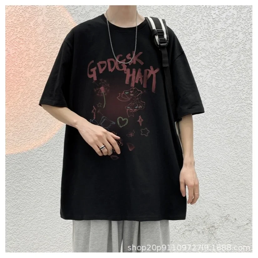 فضفاض عصري قصير الأكمام الرجال تي شيرت تنفس الكرتون طباعة الصيف أزياء عارضة أعلى نصف كم هونغ كونغ نمط المحملة