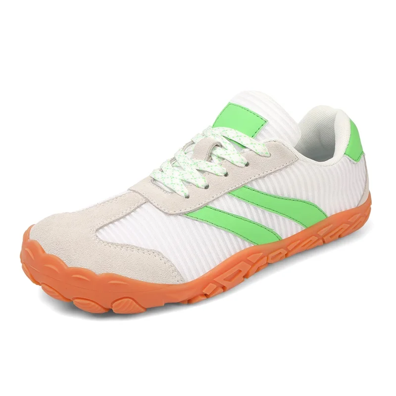 8829 white green