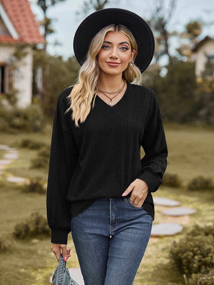 

Women's fashionable temperament commuting new solid color V-neck loose casual long sleeved T-shirt pullover bottom top
