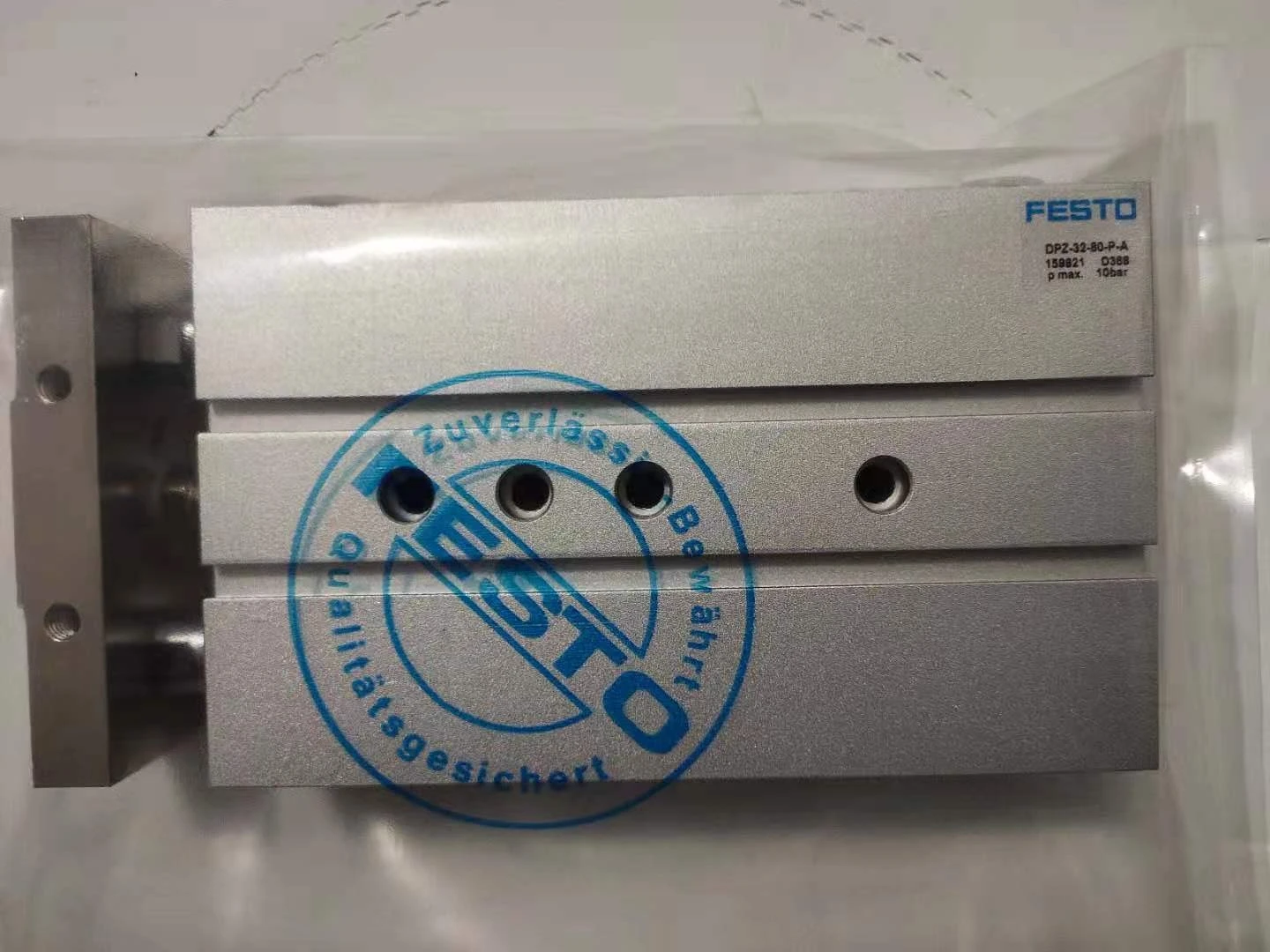 

DPZJ-25-100-P-A-KF-S2 FESTO DFM цилиндр DFM