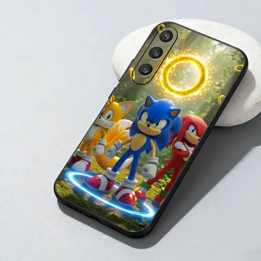 Sonic-Inspired Soft Black Phone Case - Stylish Wallpaper Design