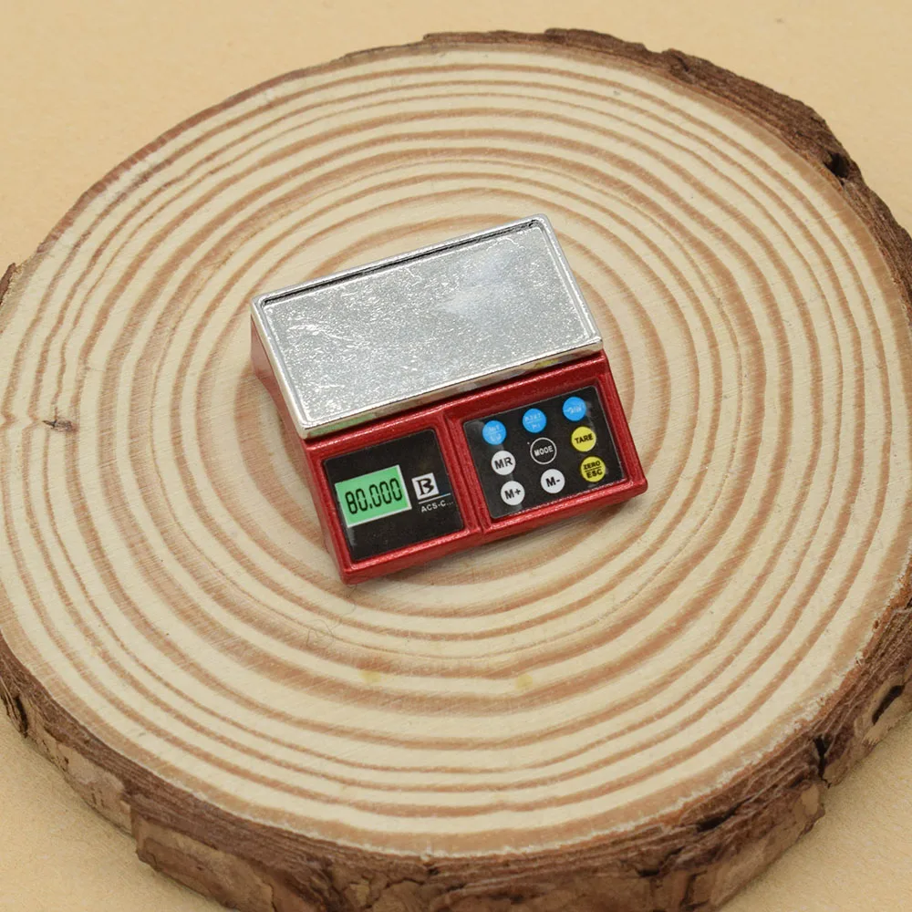 

Miniature Electronic scale Mini Decorative Electronic scale Model For dollhouse Decorations 1pcs