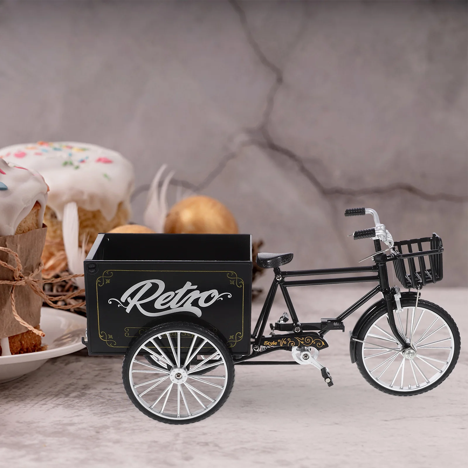 

Desktop Tricycle Figurine Bike Miniature Figurine Office Desk Decoration Vintage Tricycle Model
