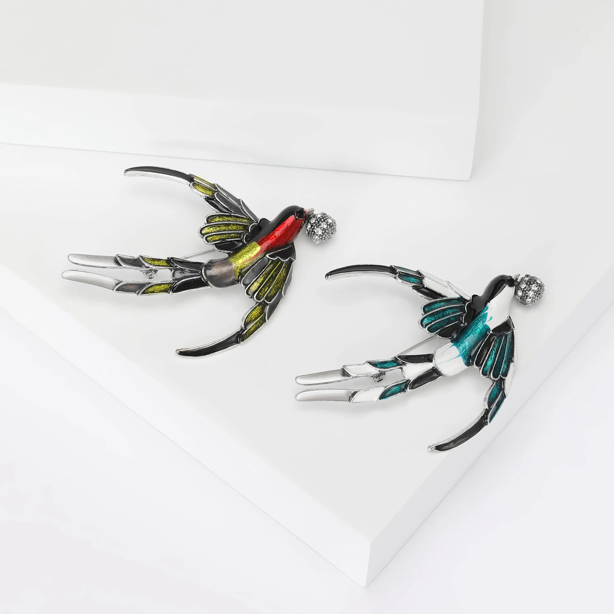 Винтаж Эмаль Ласточка Броши для