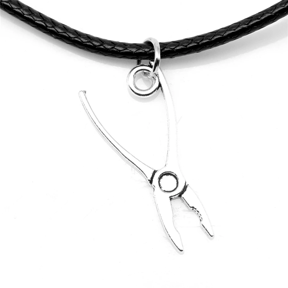 

1 Piece Pliers Neck Chains Trendy Jewerly 13x19mm