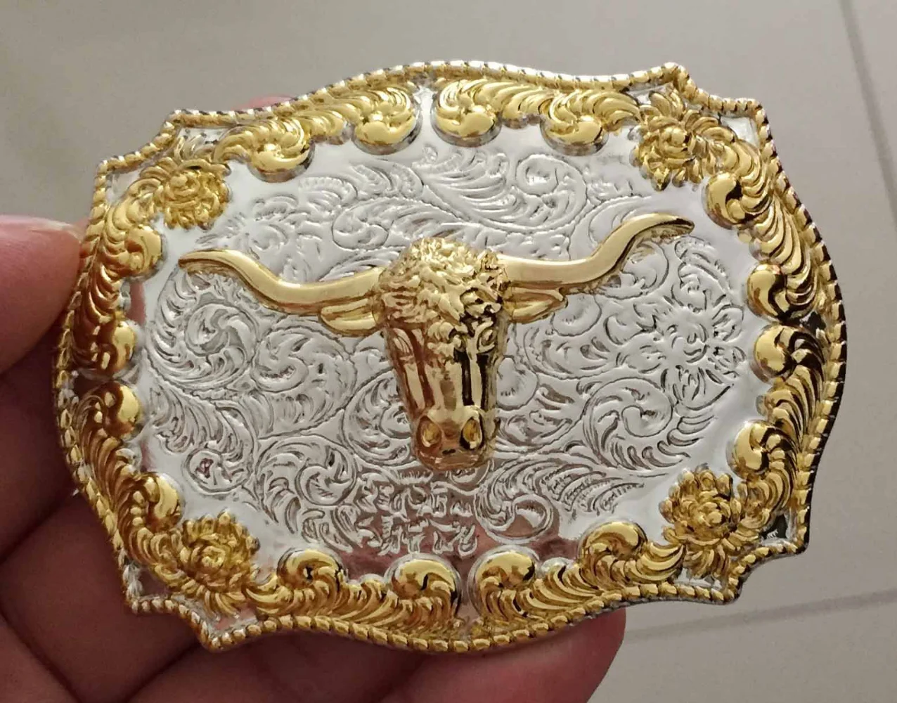 

Patterned Bottom Cover Gold Cow Head Belt Buckle - Fashionable Accessory