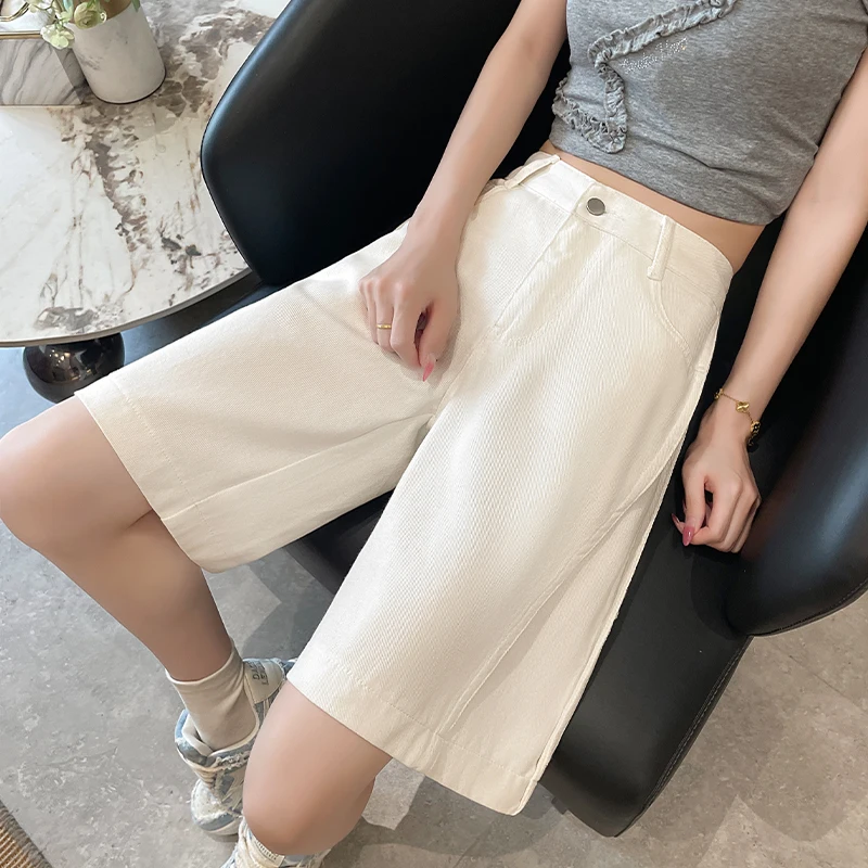 Damen 2026 Sommer Weiße Fünf-Punkt-Denim-Shorts Koreanischer Y2K-Stil Hochgeschnittene Lose Schlankmachende Stretch-Jeans mit Geradem Bein