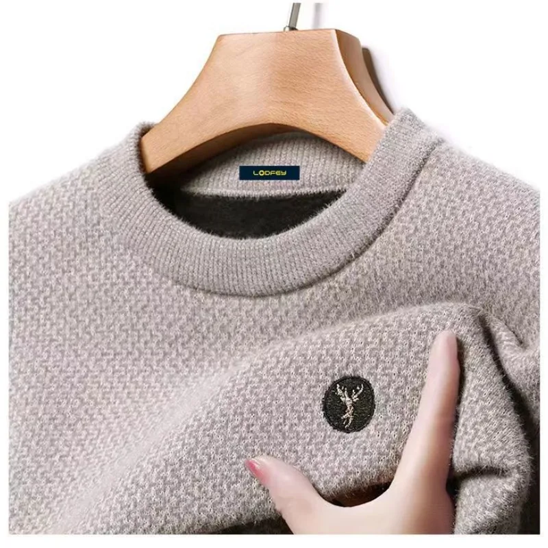 Men's Autumn Winter Round Neck Solid Screw Thread Flocked
