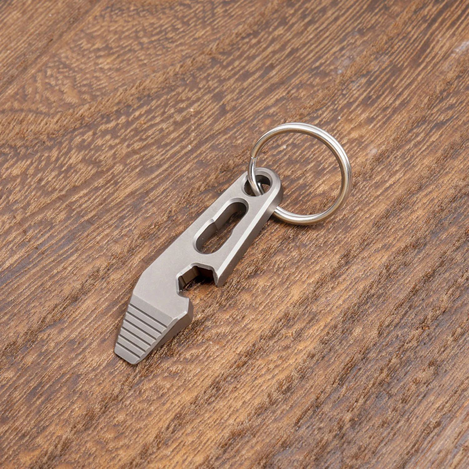 1pc Mini Pry Bar Multifunctional Manual Tool Bottle Opener Portable Backpack Pendant EDC