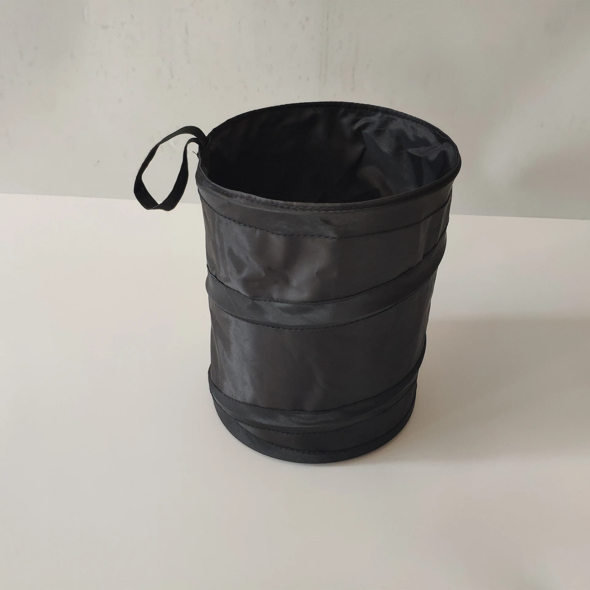 Auto Accessories Foldable Hanging Car Wastebasket Portable Collapsible Large Wastebasket Storage Bag