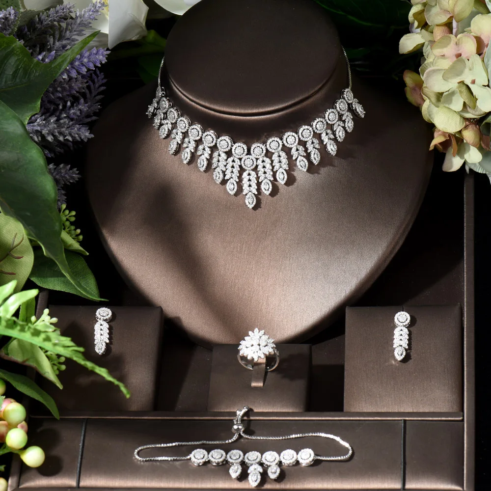 

Russia 4 Piece Luxury Bridal Set Popular Tassel Styling Design Elegant Women's Jewelry Sets CZ Necklace Earrings Sets