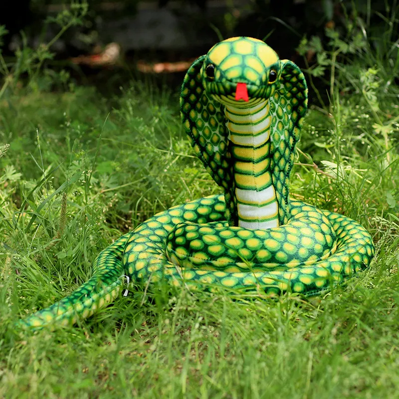 Simulation Kobra Kuscheltier – Lebensechte Plüschschlange 110 Cm
