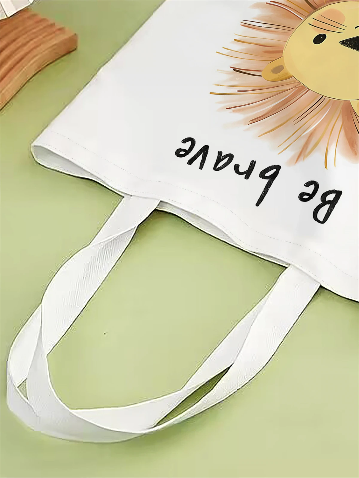 1pc,cartoon lion handbag, reusable fashionable handbag, multifunctional handbag, printed canvas shopping bag