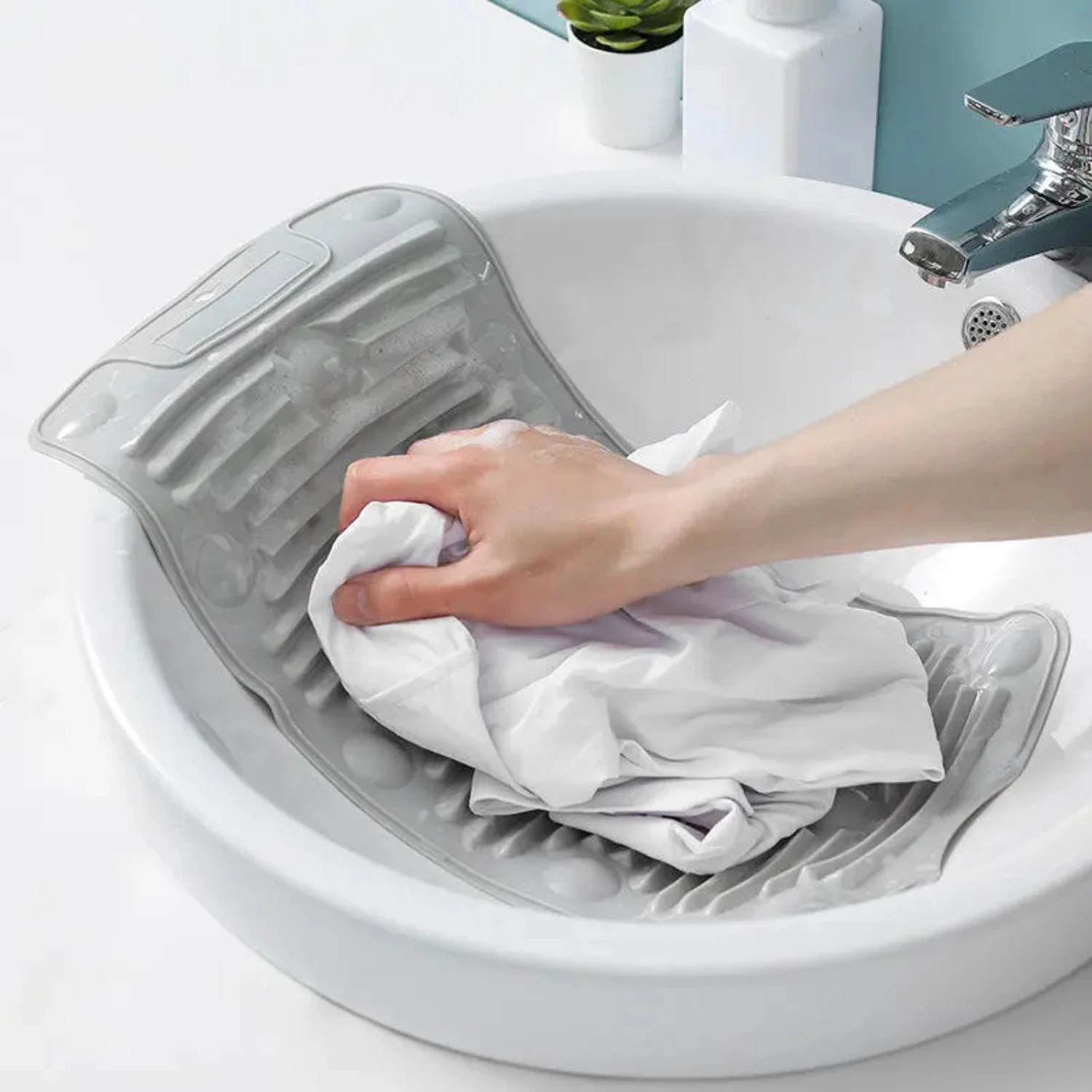 Portable Non-slip Mini Laundry Washboard, Foldable Rollable Washing Board for Travel, Convenient Laundry Pad for Home Use or On-