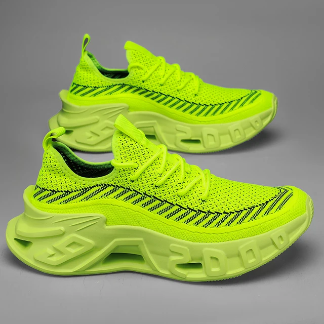 Trendy Men's Easiest for Match Breathable New Sports Shoes - Breathable Woven Upper with Striped Design, Lightweight and Plaid, Sports Shoes for Running, and Training Wear