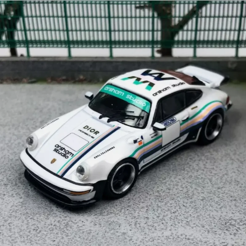 RM 1/64 White Singer Turbo Study 930 Classic Sport Model Diecast Collect Car model