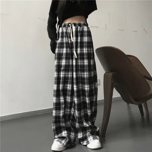 Oversize Women Sweatpants Fashion Black Plaid Casual Pants Baggy Elastic Waist Pockets Student Unisex Hip Hop Loose Trousers 1