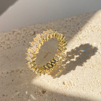 Anéis de noivado clássicos de zircônia cúbica baguette para mulheres luxo 18K banhado a ouro joias para festa de casamento 1