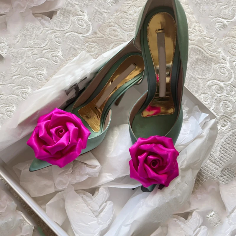 

Sweet Purple Rose Flower Pointed Toe Silk Pumps Thin High Heel Side Gap Cutout Slip On Woman Runway Banquet Shoes