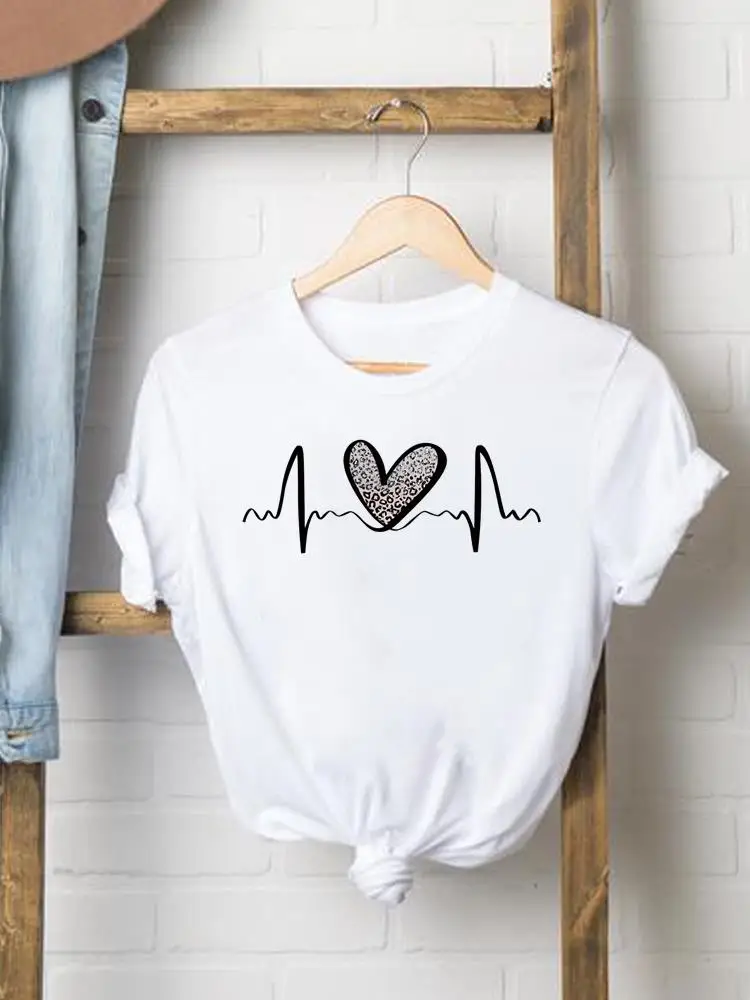 

Leopard Love Heart Trend Short Sleeve Fashion Women Print T Clothing Casual Clothes Female T-shirts Ladies Graphic Tee