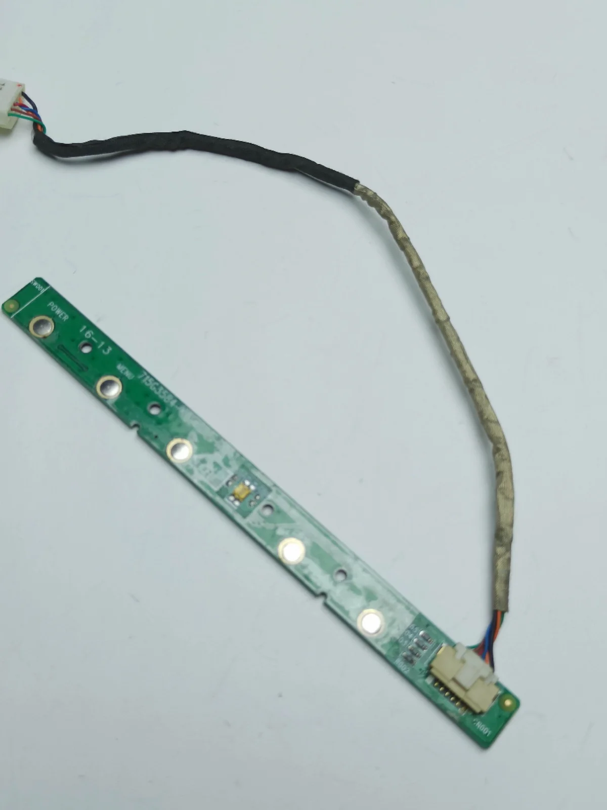 INSIGNIA NS-PMG248 키보드 스위치 보드, 715G3584-K01-000-004I